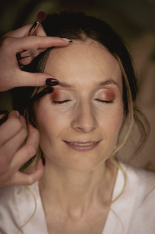 maquilleuse professionnelle spécialisée mariée